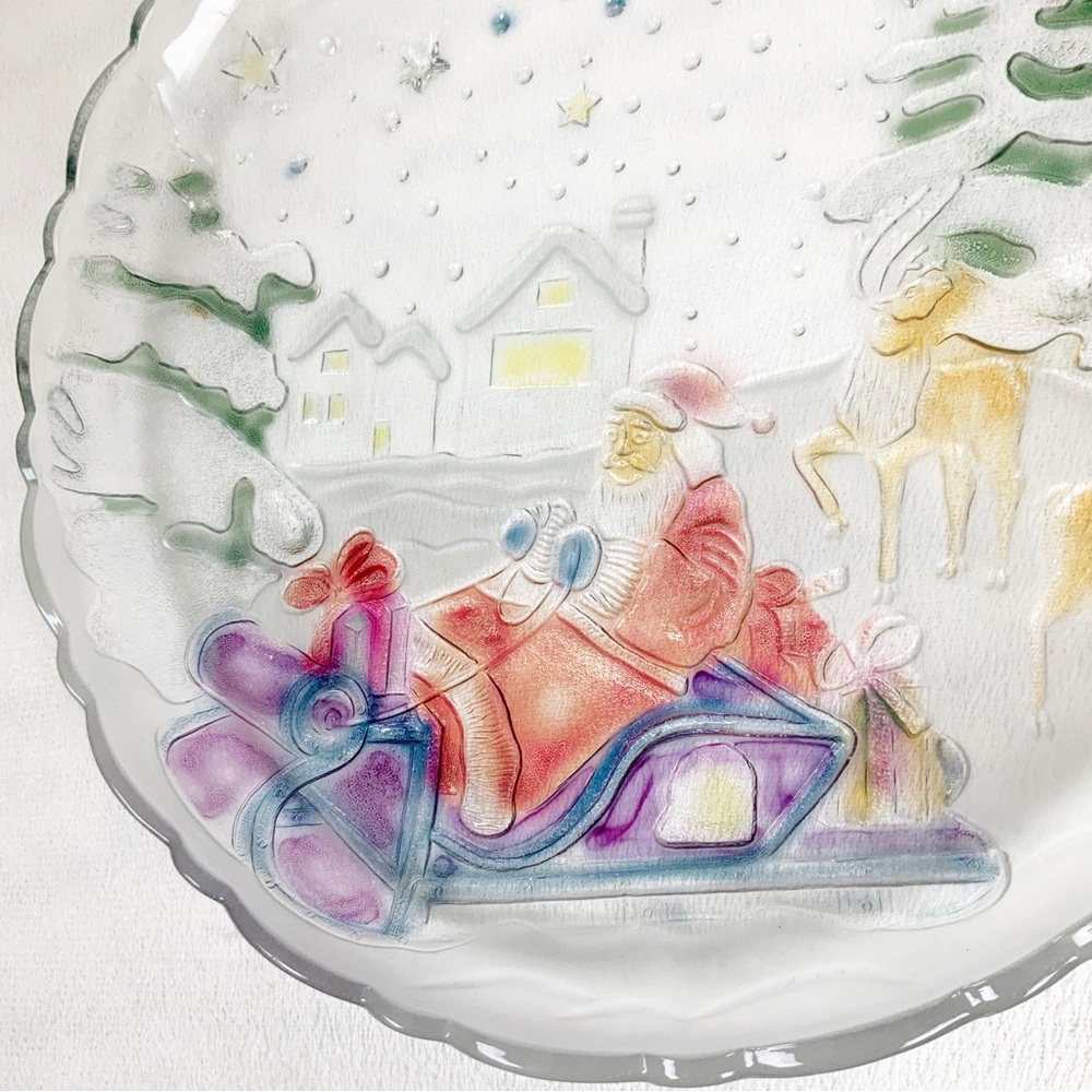 Vintage Grandeur Noel Painted Glass Santa Reindeer Round Christmas Platter 14” - Picture 5 of 10